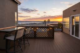 Killer Bay/City Views, Private Jacuzzi, Sleeps 8