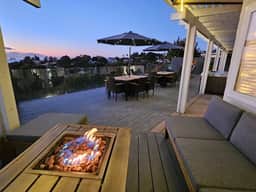 Luxury Sunset View • Deck Spa Firepit • Sleeps 18