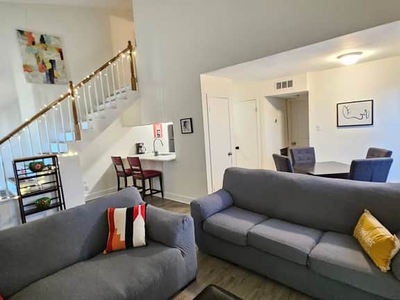 Austin Hideaway! Guesthouse Room near DT & Airport