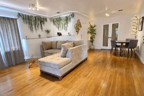 Cozy Room In Little Italy - Steps To All The Fun